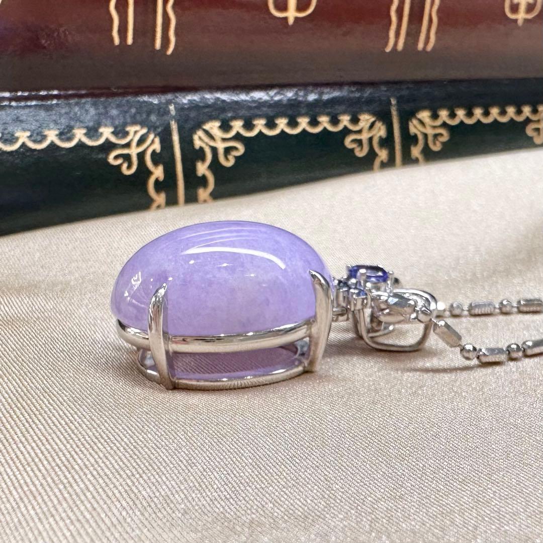 K18WG ラベンダー翡翠 24ct ダイヤモンド ネックレス
