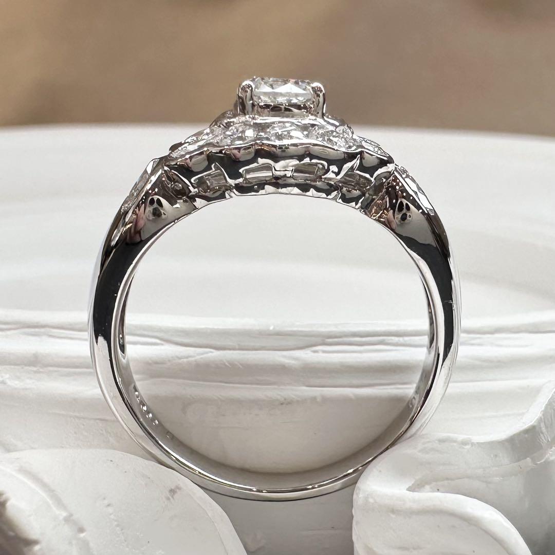【美品】PT900 ダイヤモンド 0.40ct リング フラワーデザイン