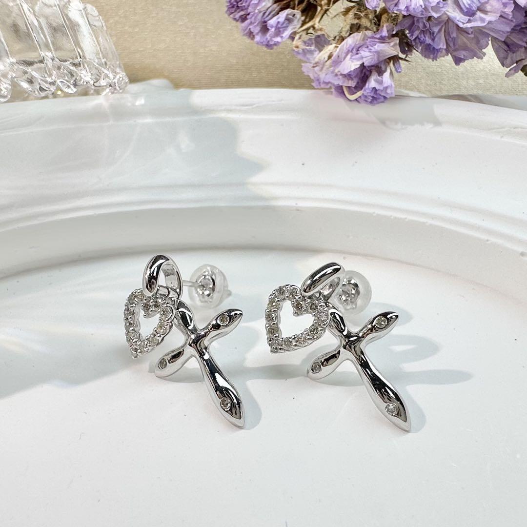 【K18WG】ダイヤモンド 0.14ct*2ピアス ハート 十字架