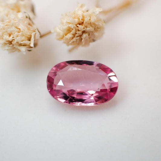 Natural pink sapphire 0.567ct [Sri Lanka] ★Corundum with fluorescence★ 