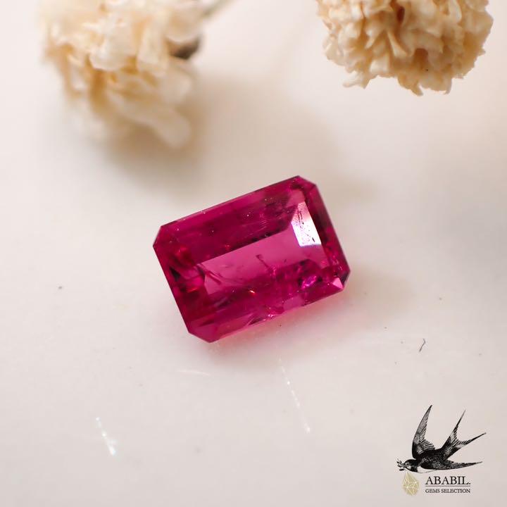 Natural red beryl 0.142ct [USA] Vivid red High-quality rare stone 