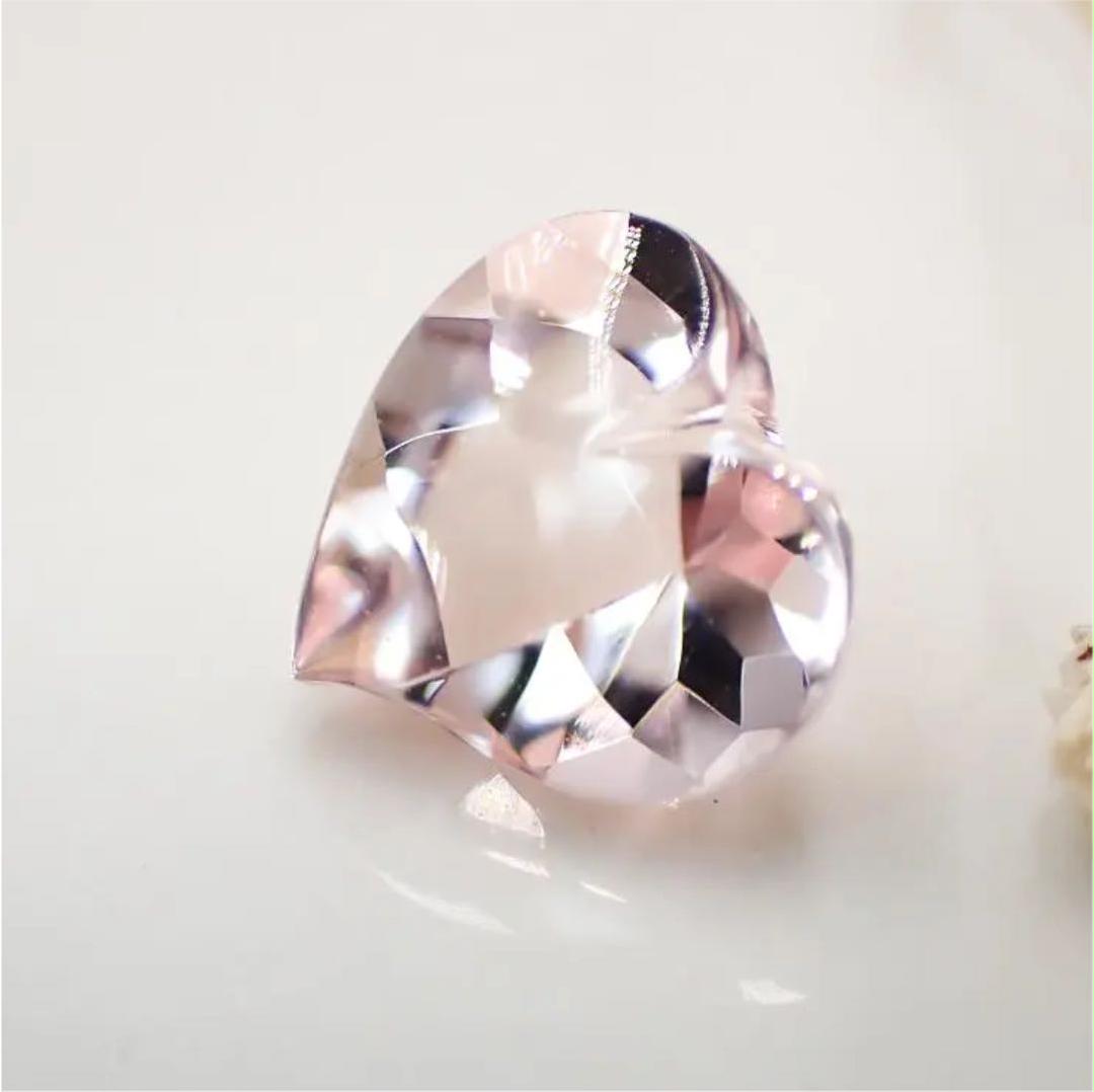 天然モルガナイト3.62ct【ブラジル】☆ハートシェイプのバフトップ