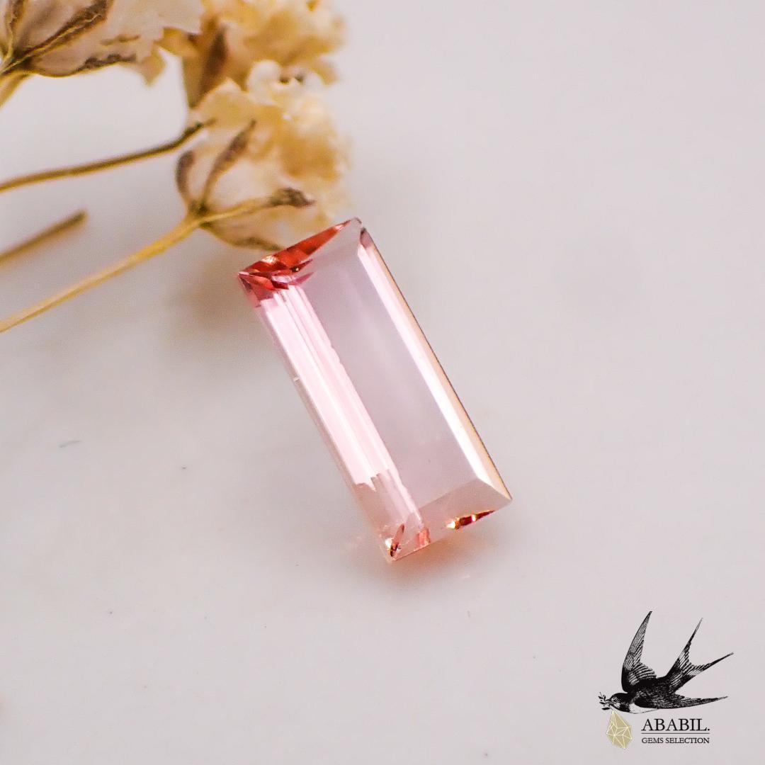 天然非加熱インペリアルトパーズ0.468ct【ブラジル】★OHタイプバイカラー★