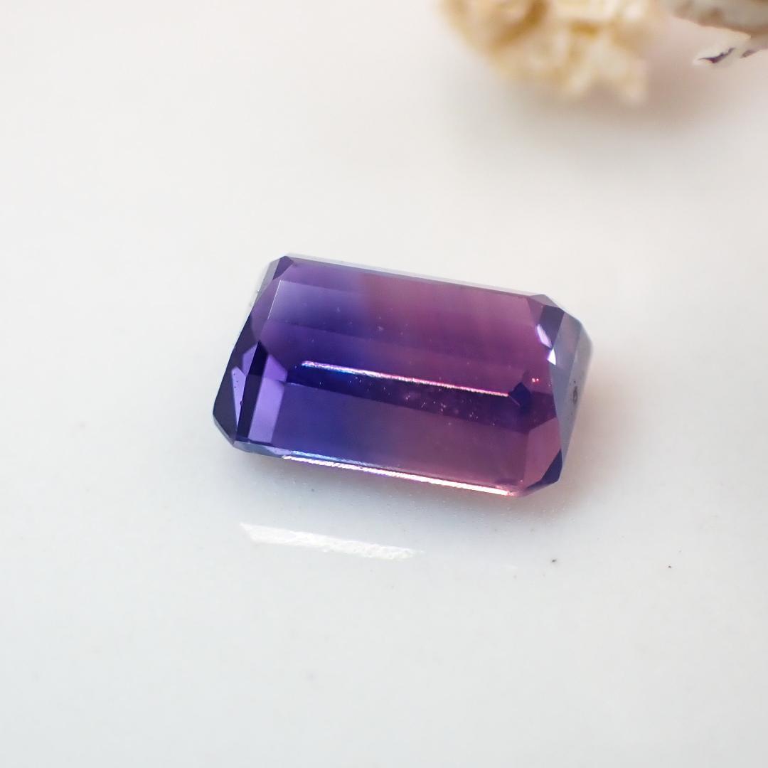 天然非加熱バイカラーサファイア0.72ct【スリランカ】☆パープルピンク