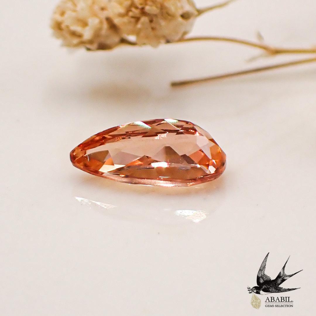 Natural unheated Imperial Topaz 0.735ct [Brazil] ★OH type bicolor★ 