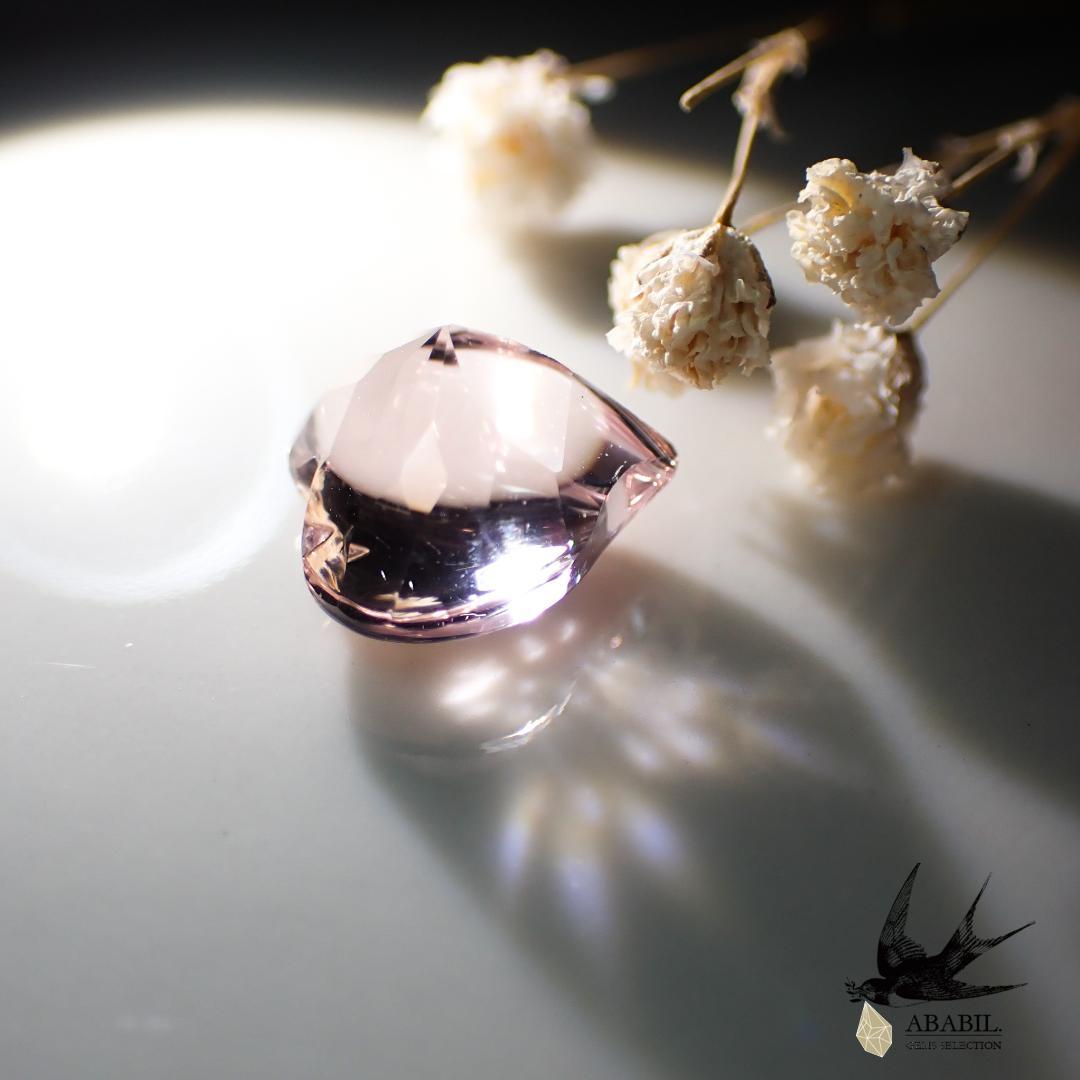 天然モルガナイト3.62ct【ブラジル】☆ハートシェイプのバフトップカット☆ – ABABIL.gems