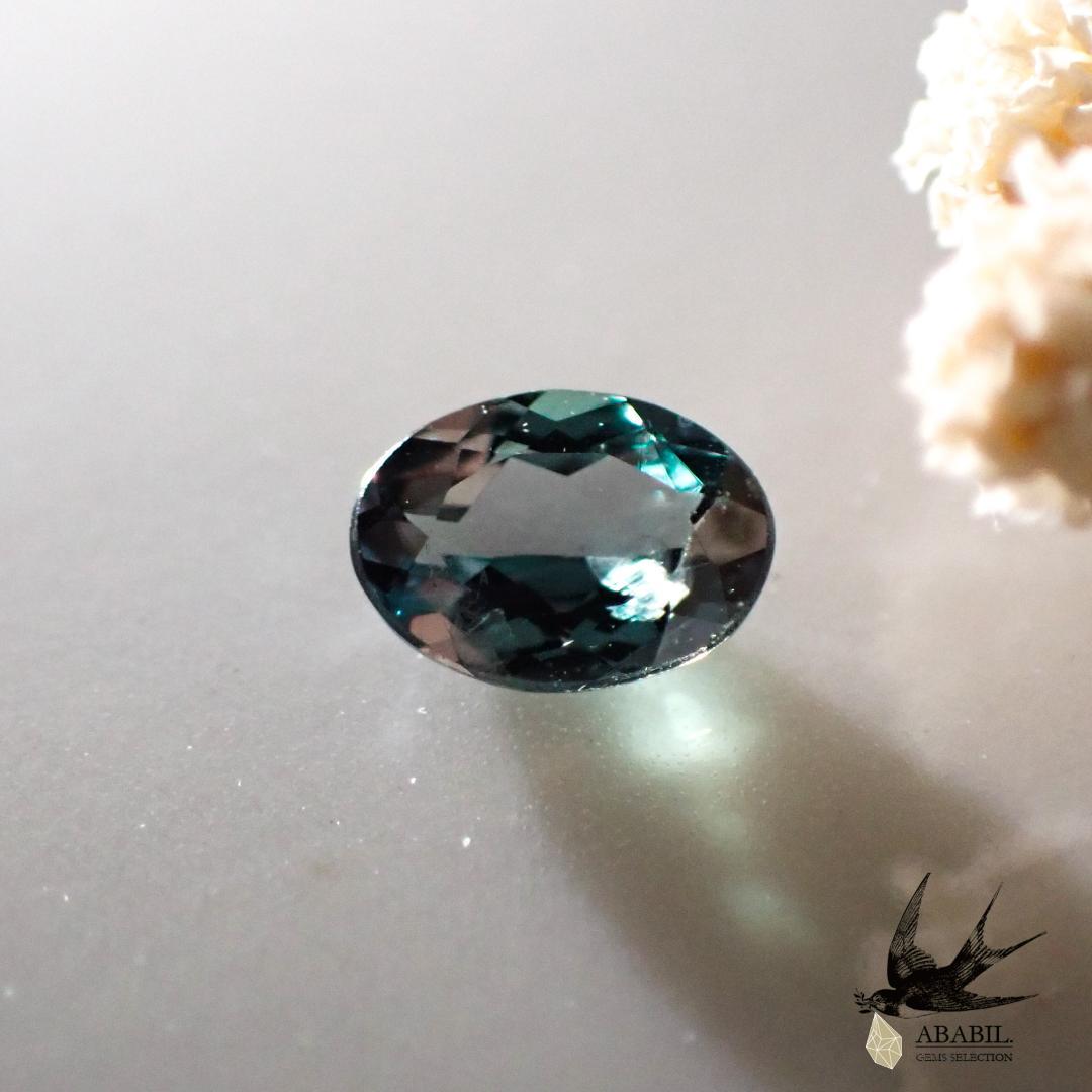 Natural high-quality alexandrite 0.193t [Brazil] ★Strong color change★ 