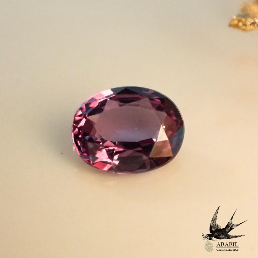 高品質天然カラーチェンジガーネット1.28ct【ベキリー】☆変色宝石☆ – ABABIL.gems