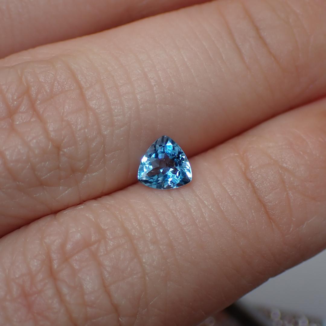 天然サンタマリアアクアマリン 0.447ct【ブラジル】★鮮やかブルー★ソ付