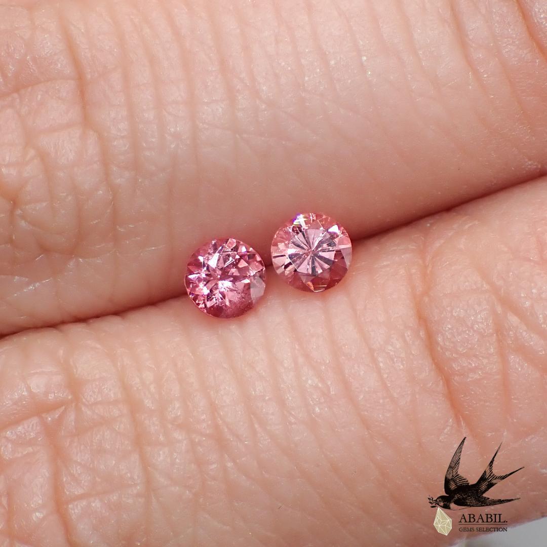 Natural padparadscha color spinel 0.461ct [Tanzania] Earrings.Set of 2 for side stones 