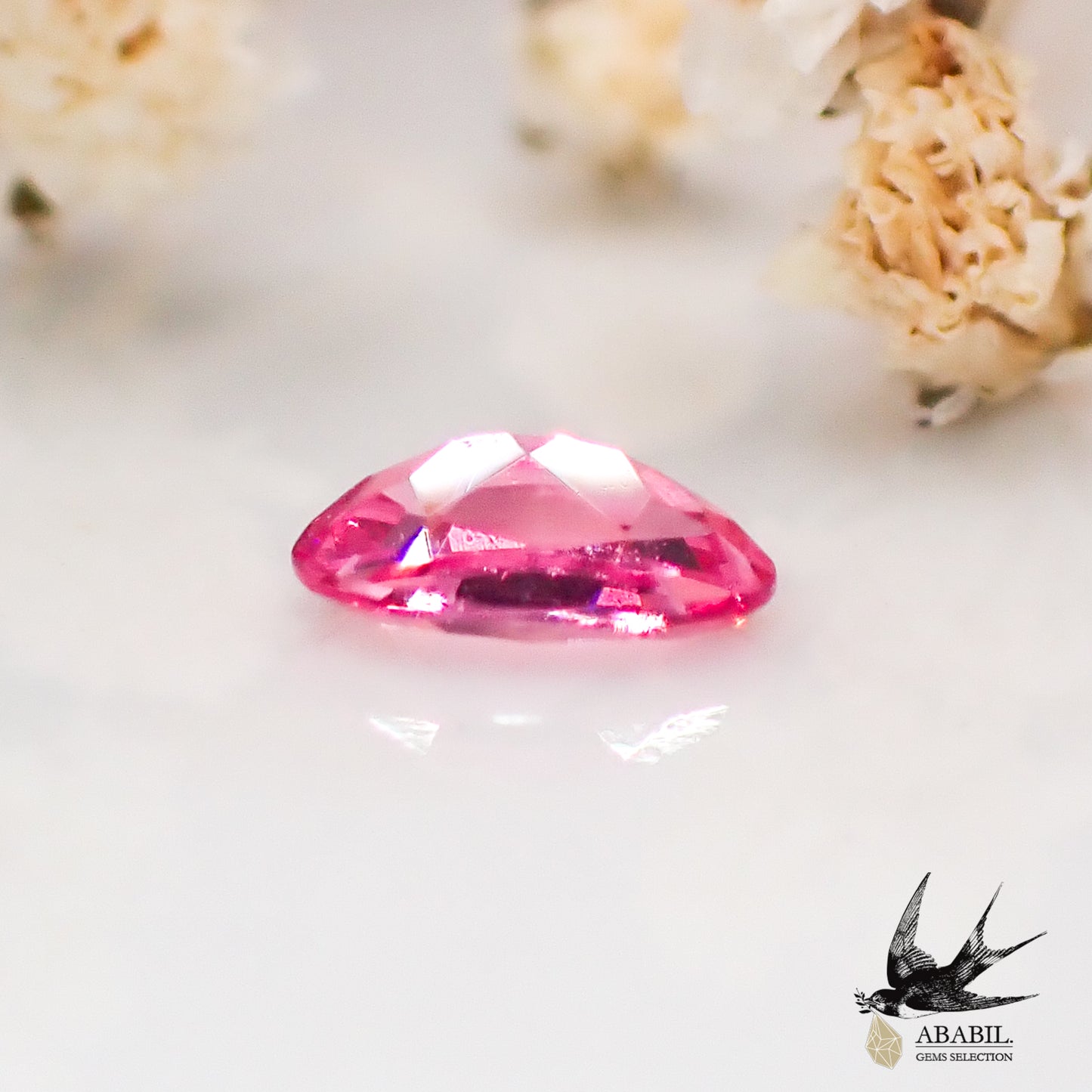 天然艷粉色尖晶石 0.210ct [坦桑尼亞] 霓虹粉色，熒光