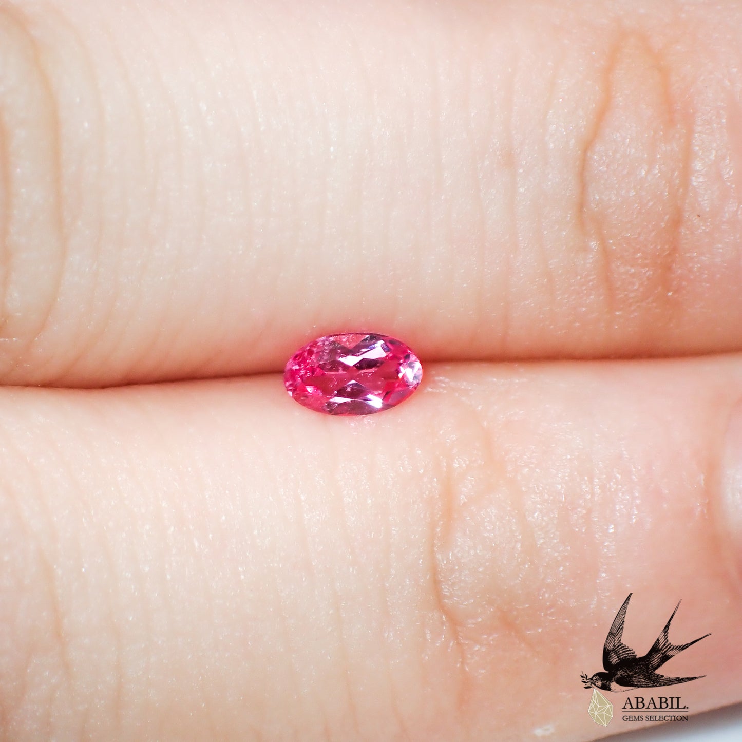 Natural hot pink spinel 0.210ct [Tanzania] Neon pink, fluorescent 