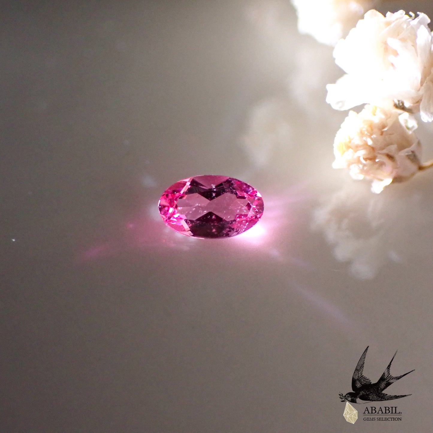Natural hot pink spinel 0.210ct [Tanzania] Neon pink, fluorescent 