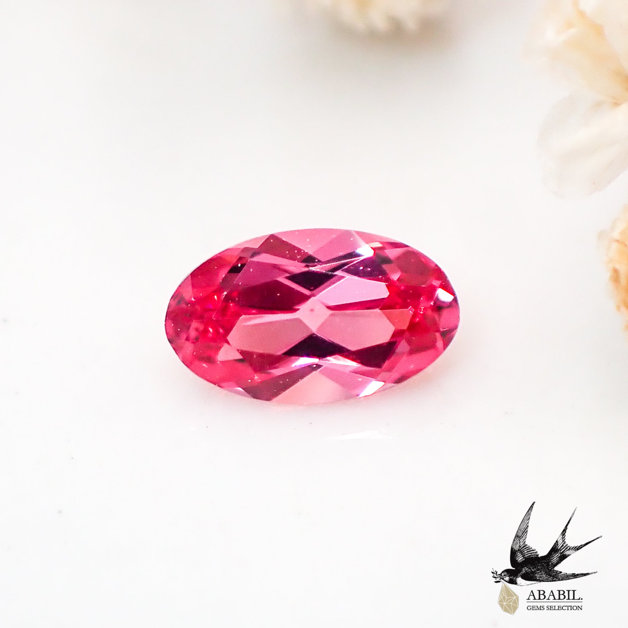 Natural hot pink spinel 0.230ct [Tanzania] Neon pink, fluorescence