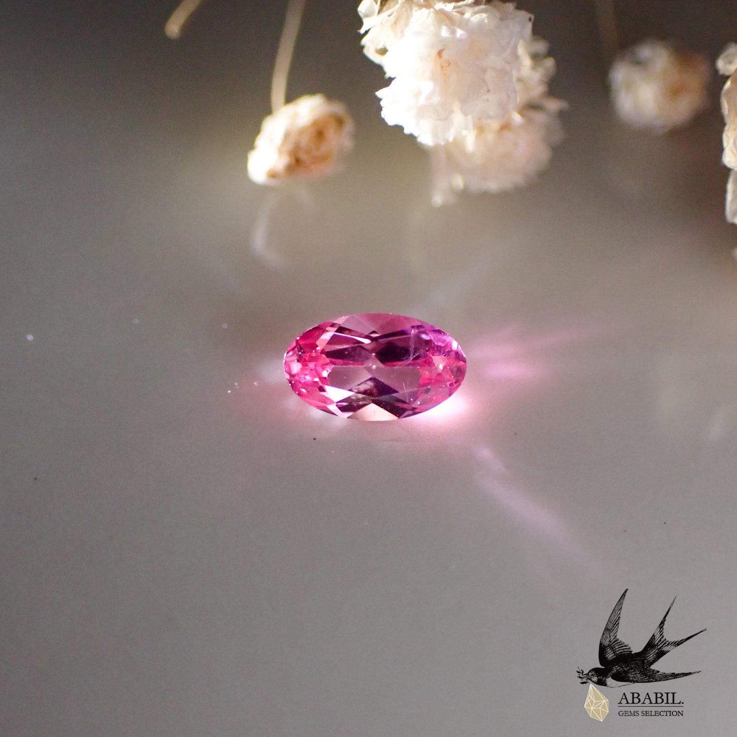 天然艷粉色尖晶石 0.23ct [坦桑尼亞] 霓虹粉色，熒光