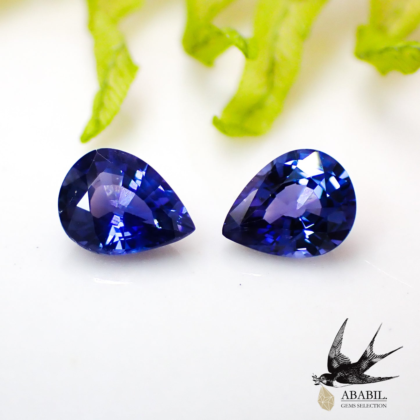 Natural bicolor sapphire 0.70ct [Sri Lanka] ★Set of 2 ★Brilliance★Fluorescence★