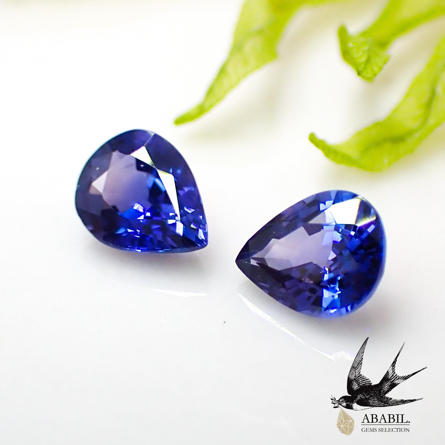 Natural bicolor sapphire 0.70ct [Sri Lanka] ★Set of 2 ★Brilliance★Fluorescence★