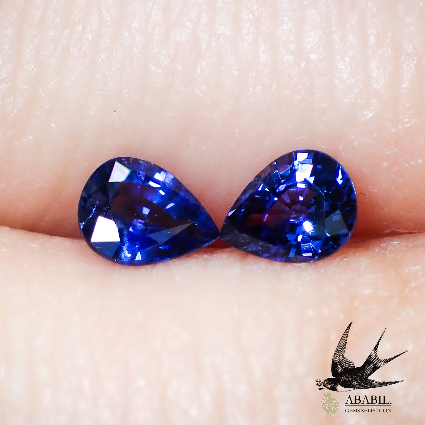 Natural bicolor sapphire 0.70ct [Sri Lanka] ★Set of 2 ★Brilliance★Fluorescence★