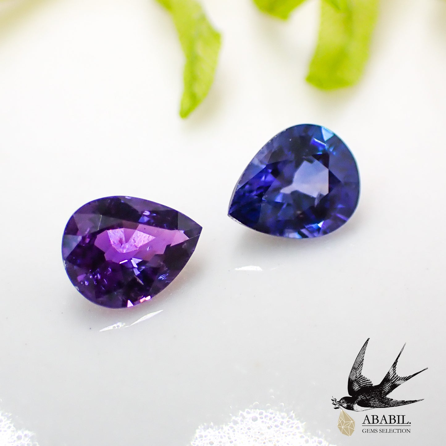 Natural bicolor sapphire 0.71ct [Sri Lanka] ★Set of 2 ★Brilliant ★Fluorescence★