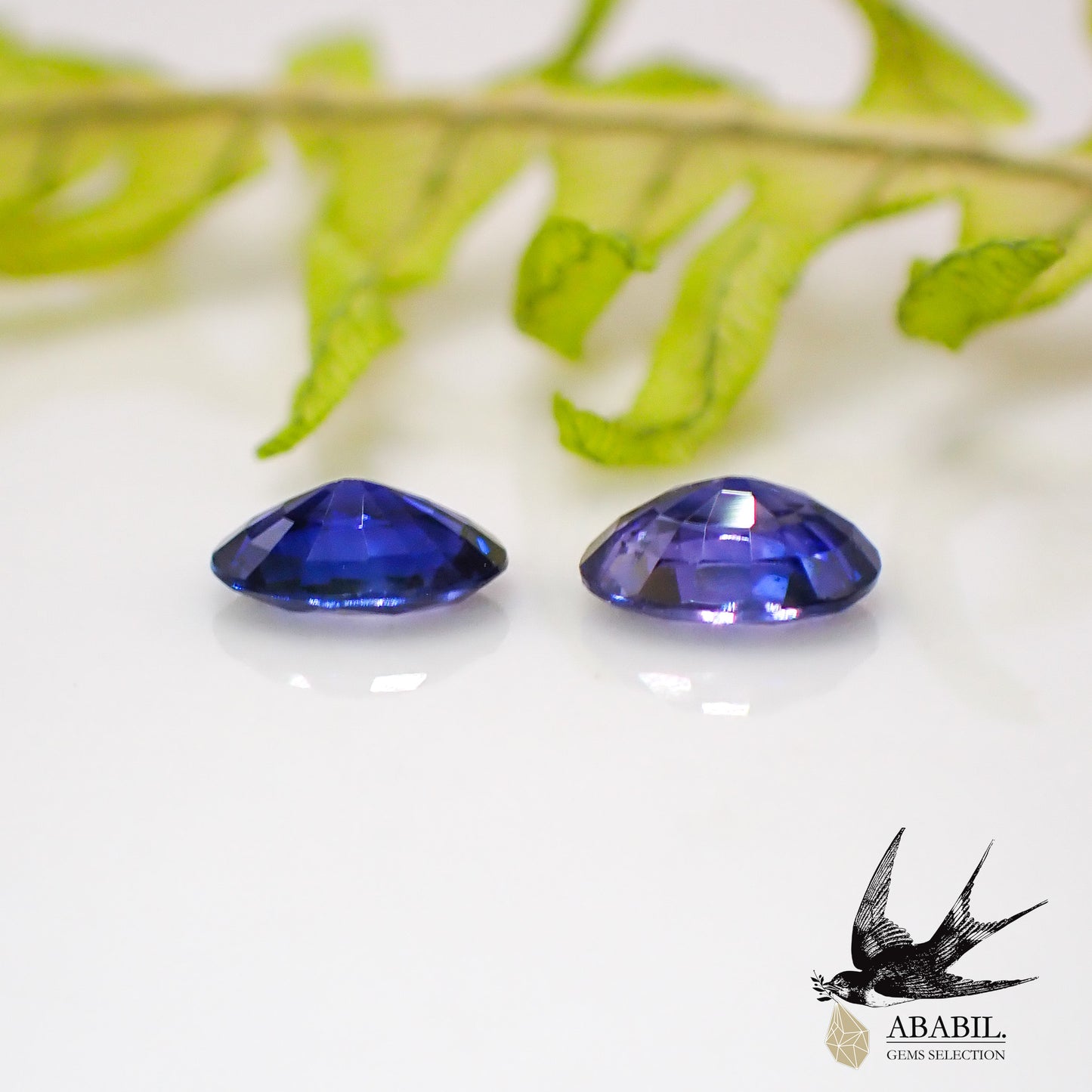 Natural bicolor sapphire 0.72ct [Sri Lanka] ★Set of 2 ★Brilliance★Fluorescence★