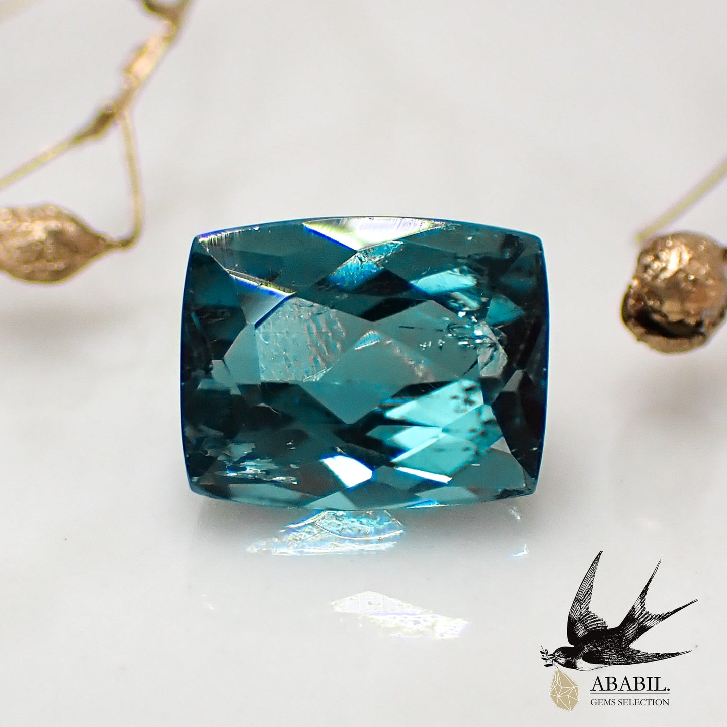 Natural apatite 1.40ct [Brazil] ★Paraiba color ★Neon blue★