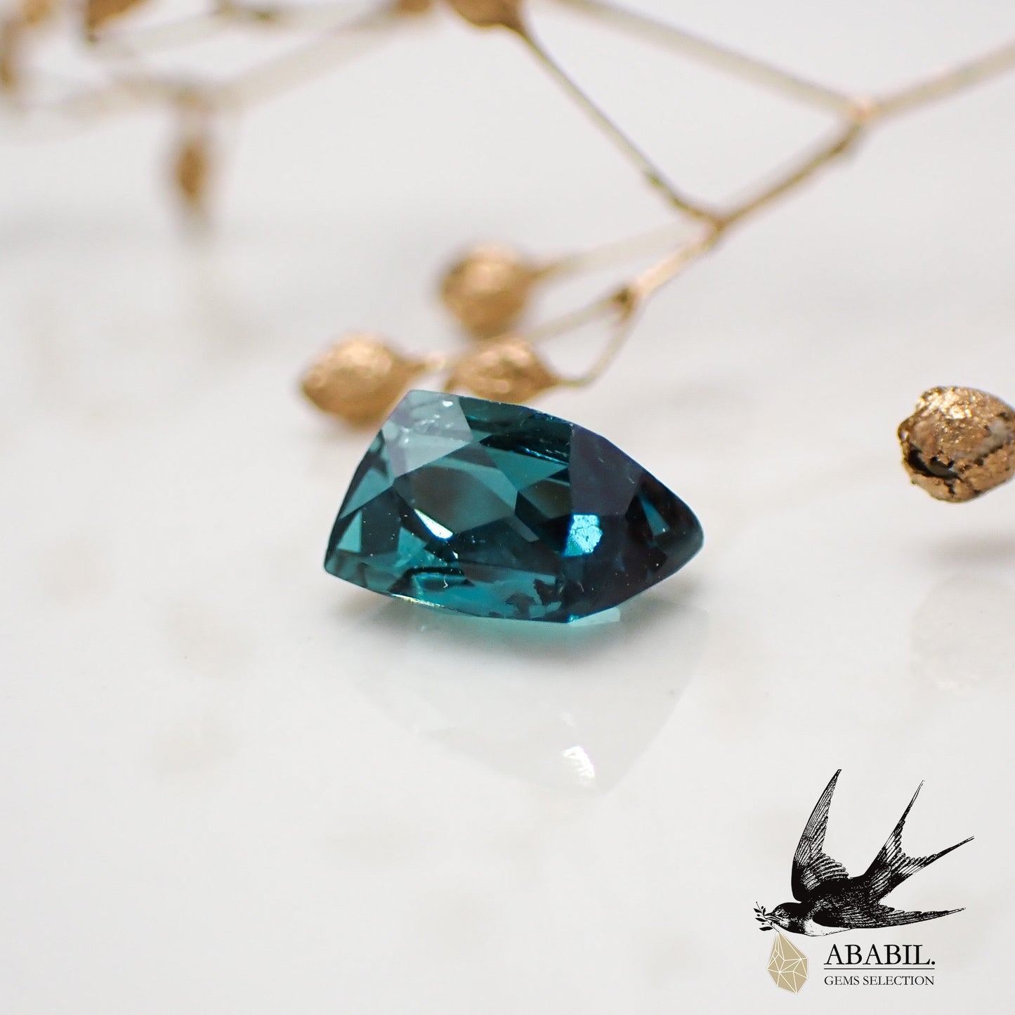 Natural apatite 1.40ct [Brazil] ★Paraiba color ★Neon blue★