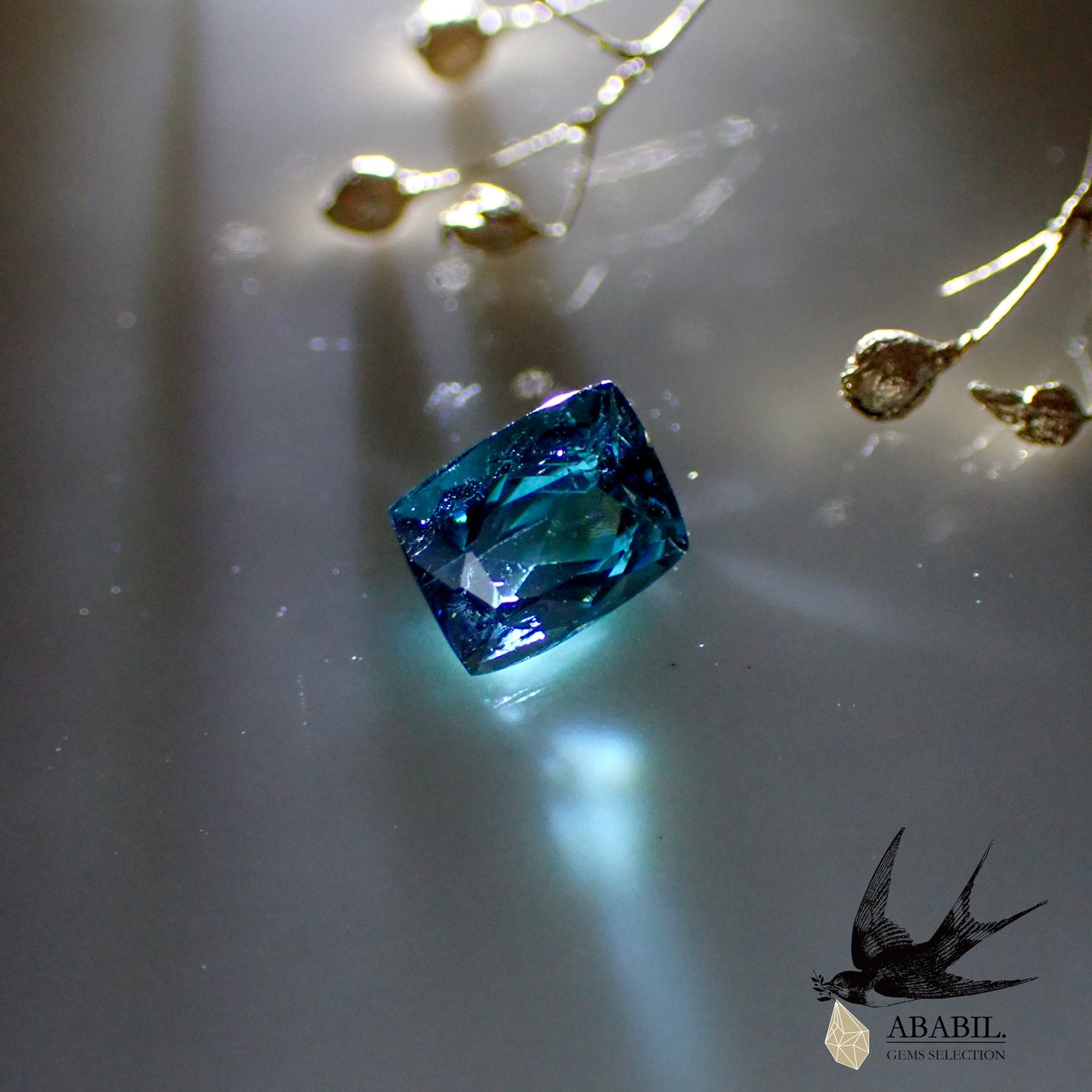 Natural apatite 1.40ct [Brazil] ★Paraiba color ★Neon blue★