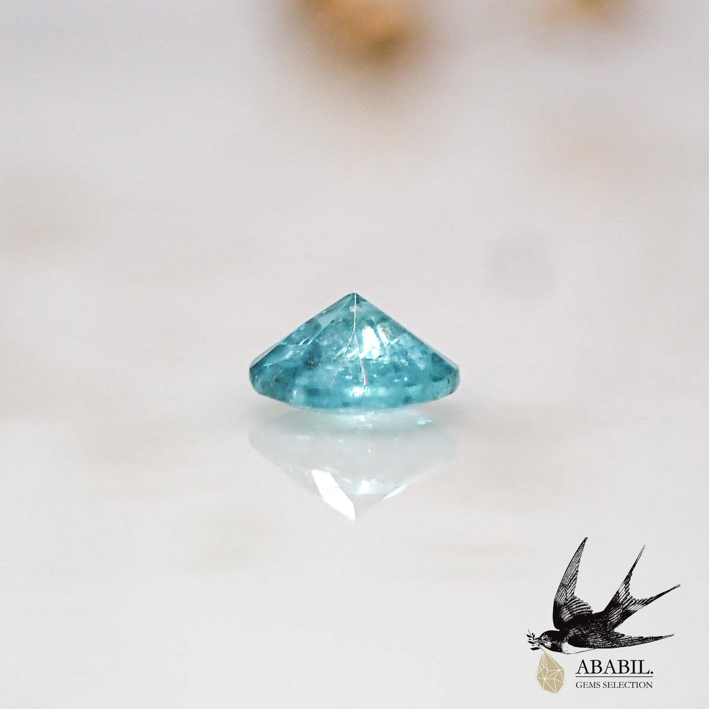 Natural Paraiba tourmaline 0.07ct [Brazil] Neon blue, fluorescent color 