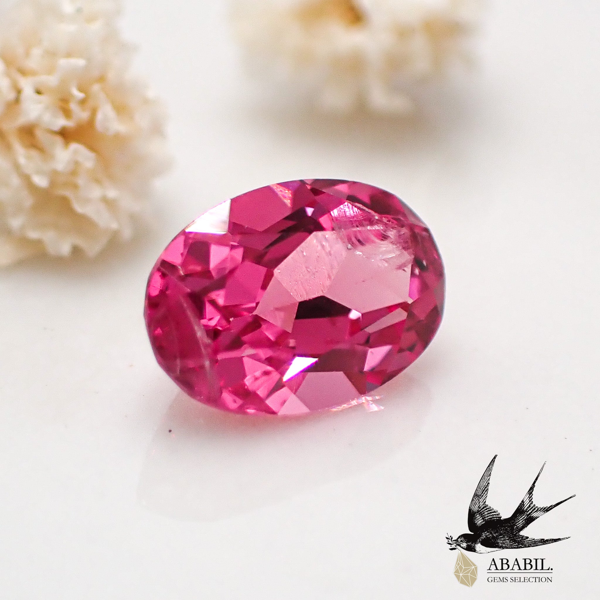 天然ホットピンクスピネル0.55ct【タンザニア】☆鮮やかな色☆蛍光☆ – ABABIL.gems