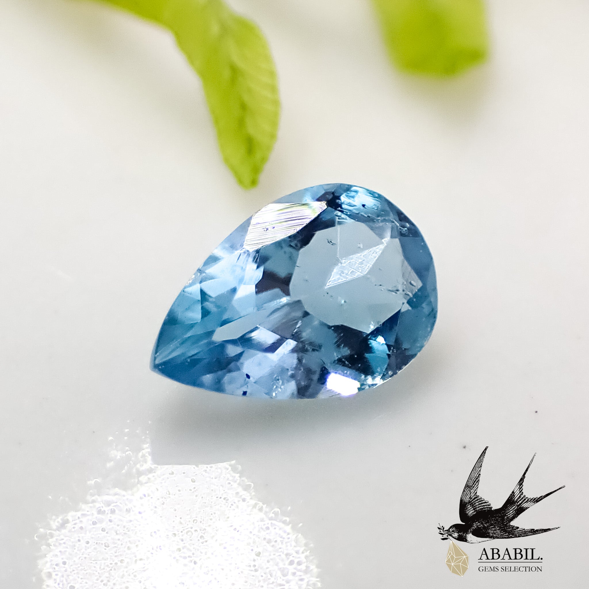 天然アクアマリン0.34ct【ブラジル】☆落ち着く色☆ – ABABIL.gems