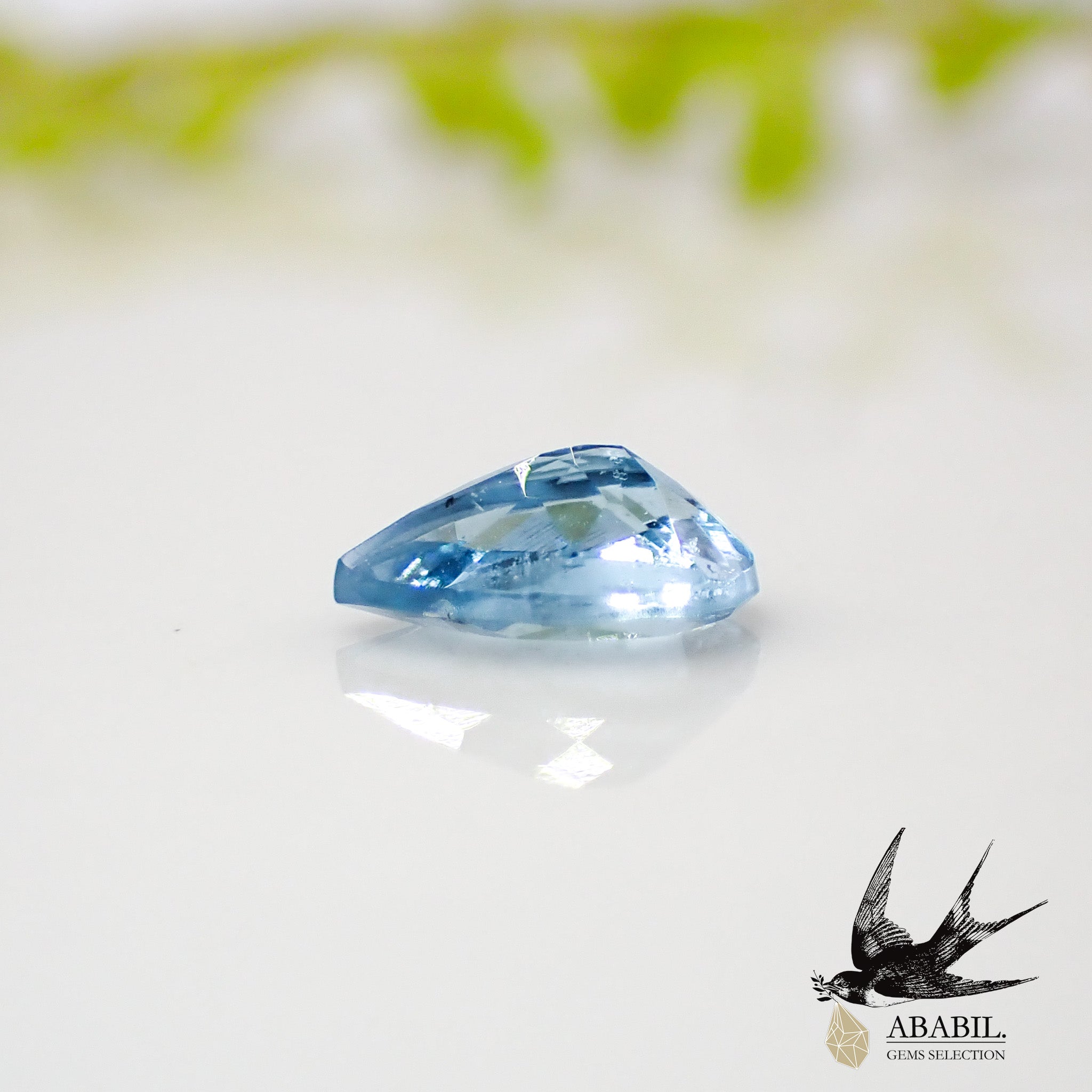 天然アクアマリン0.34ct【ブラジル】☆落ち着く色☆ – ABABIL.gems