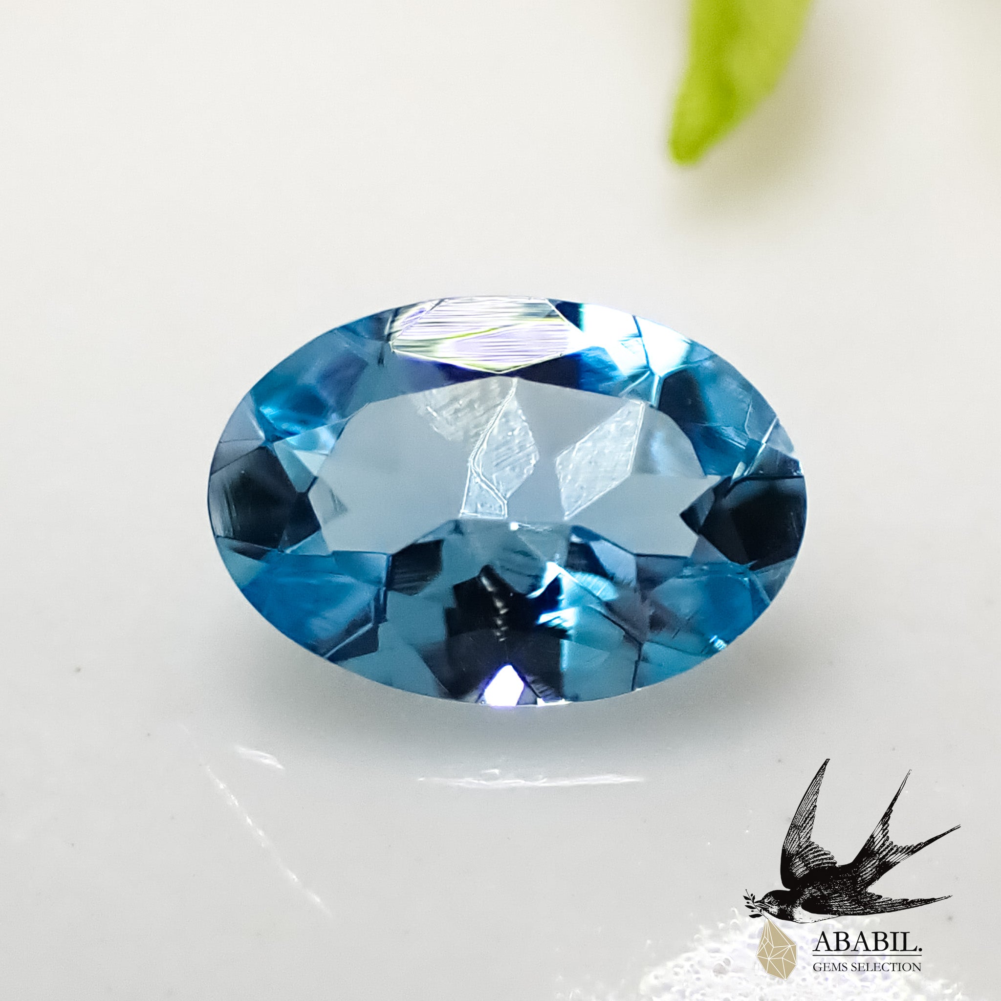 天然アクアマリン0.34ct【ブラジル】☆落ち着く色☆ – ABABIL.gems