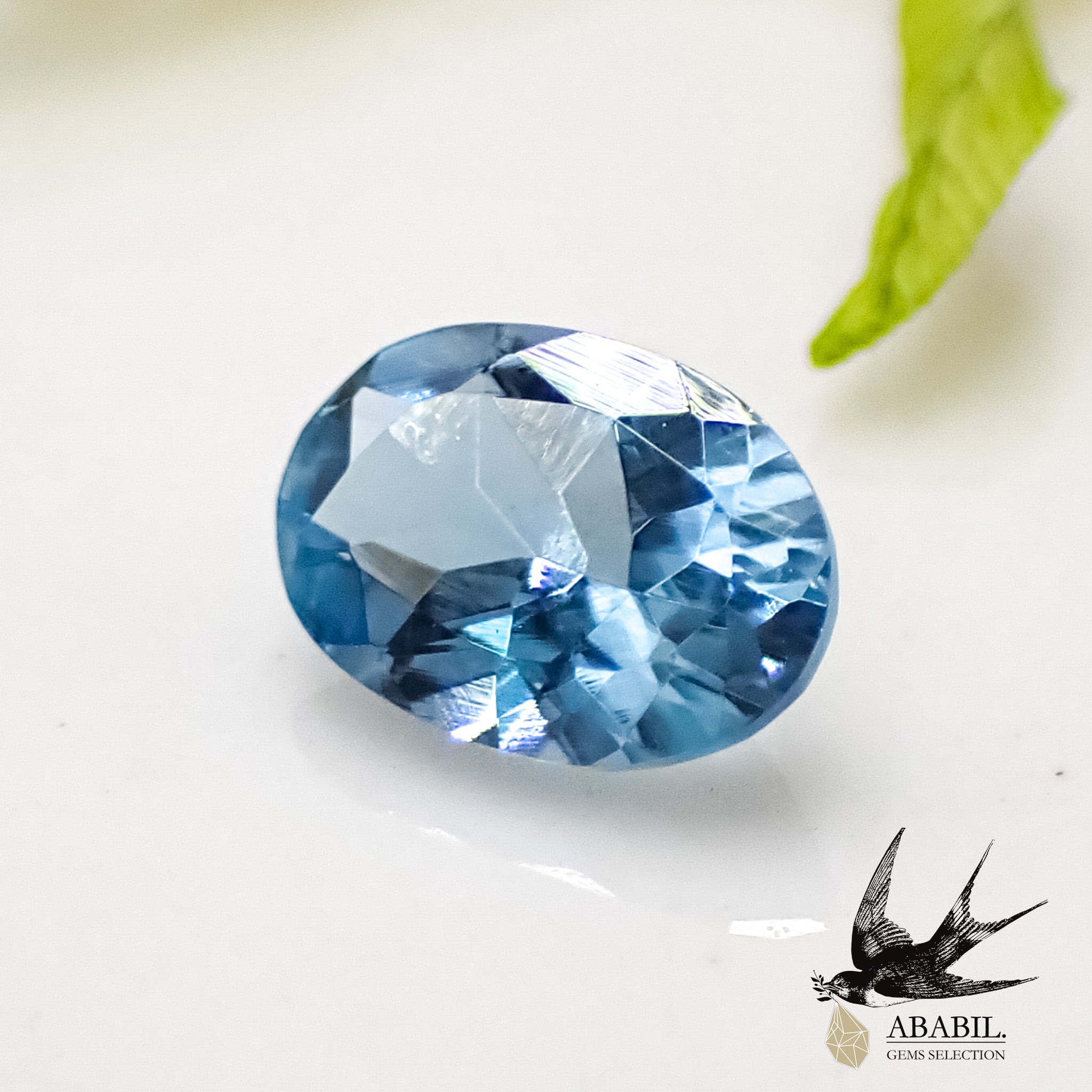 天然アクアマリン0.38ct【ブラジル】☆落ち着く色☆ – ABABIL.gems