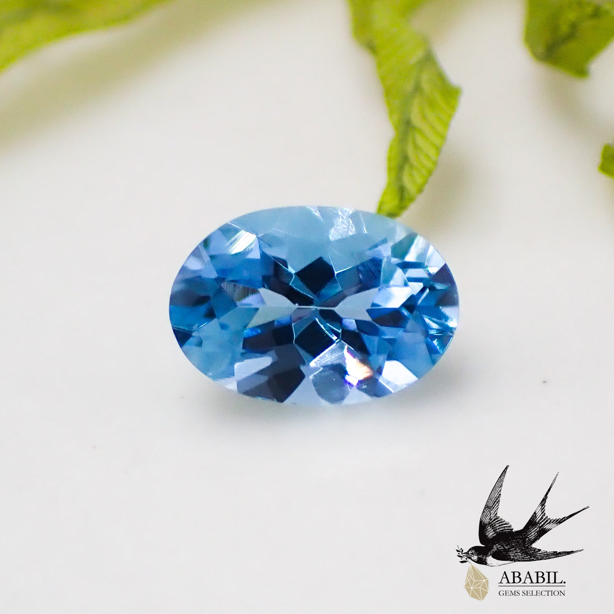 天然アクアマリン0.46ct【ブラジル】☆落ち着く色☆ – ABABIL.gems