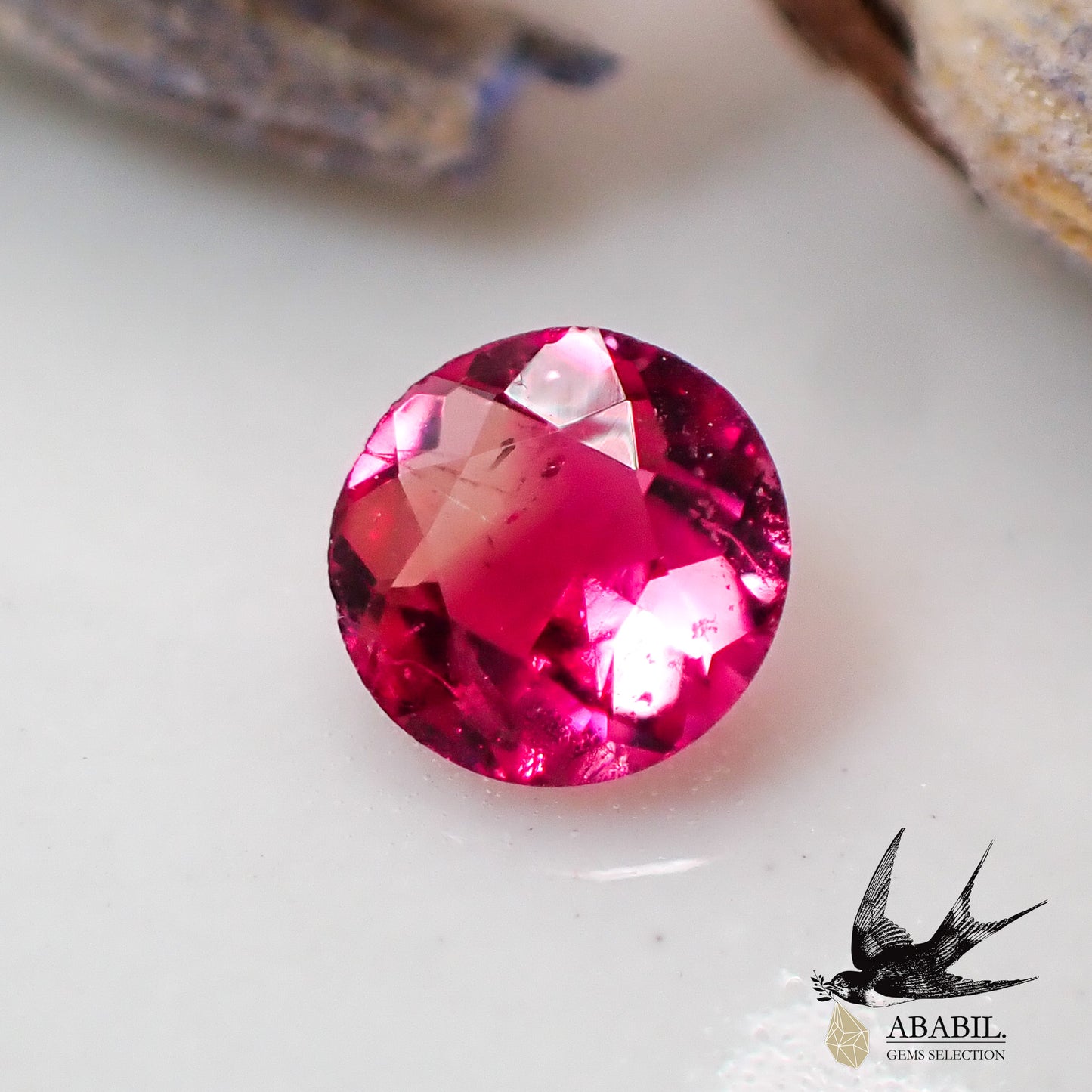 Natural red beryl 0.08ct [USA] ★ Vivid ★ Bicolor ★ High quality rare stone ★