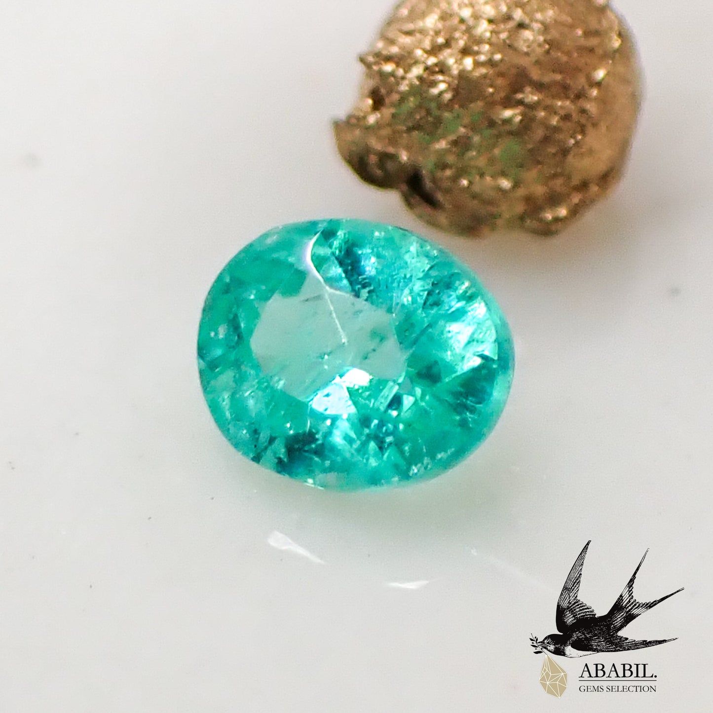 Natural Paraiba tourmaline 0.08ct [Brazil] Neon blue, fluorescent color