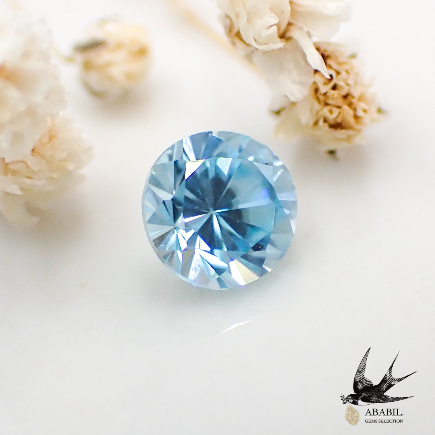 Natural blue zircon 0.778 [Cambodia] ★Alisa's ice blue★ 