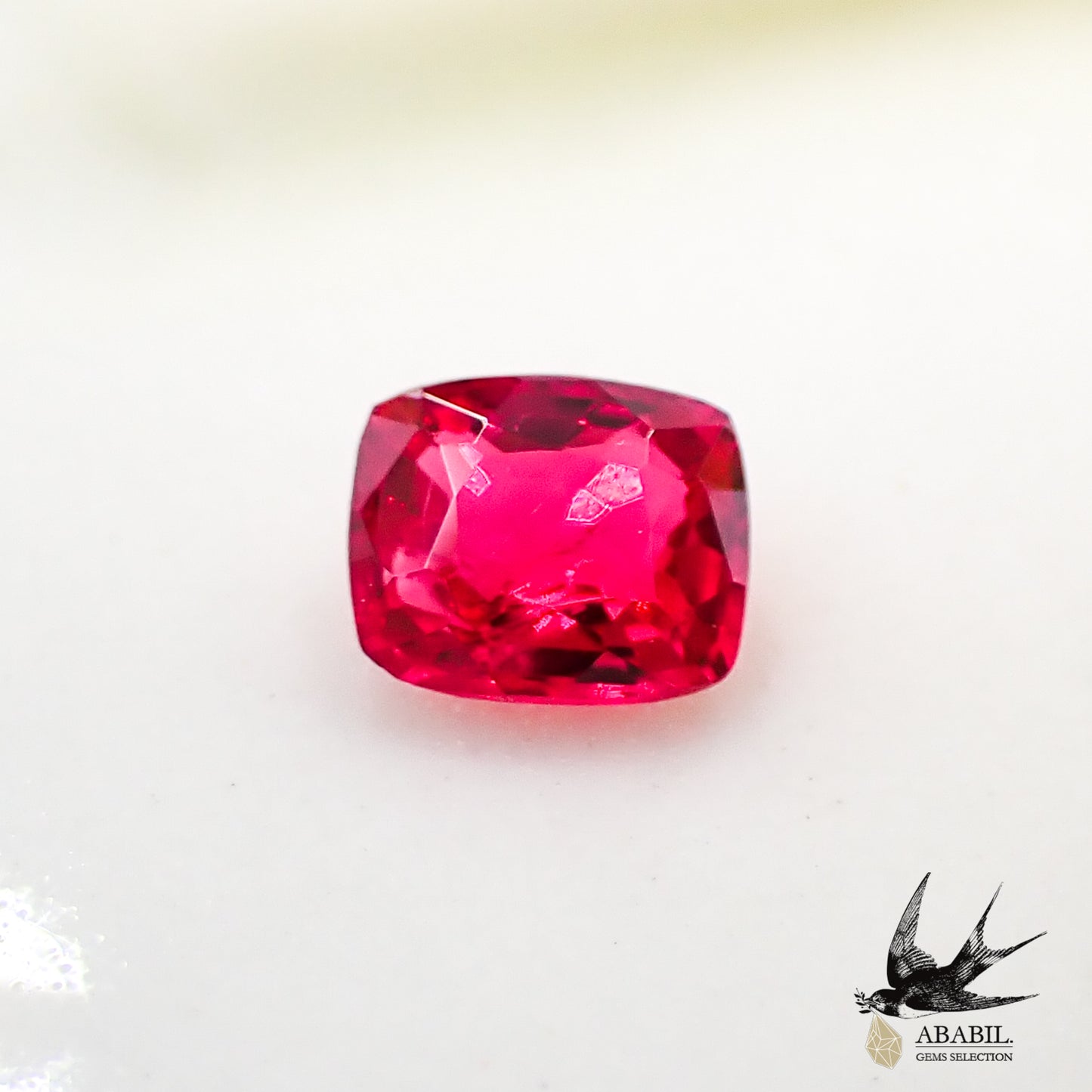 Natural red spinel 0.168ct [Burma] Specializing in gorgeous, fluorescence