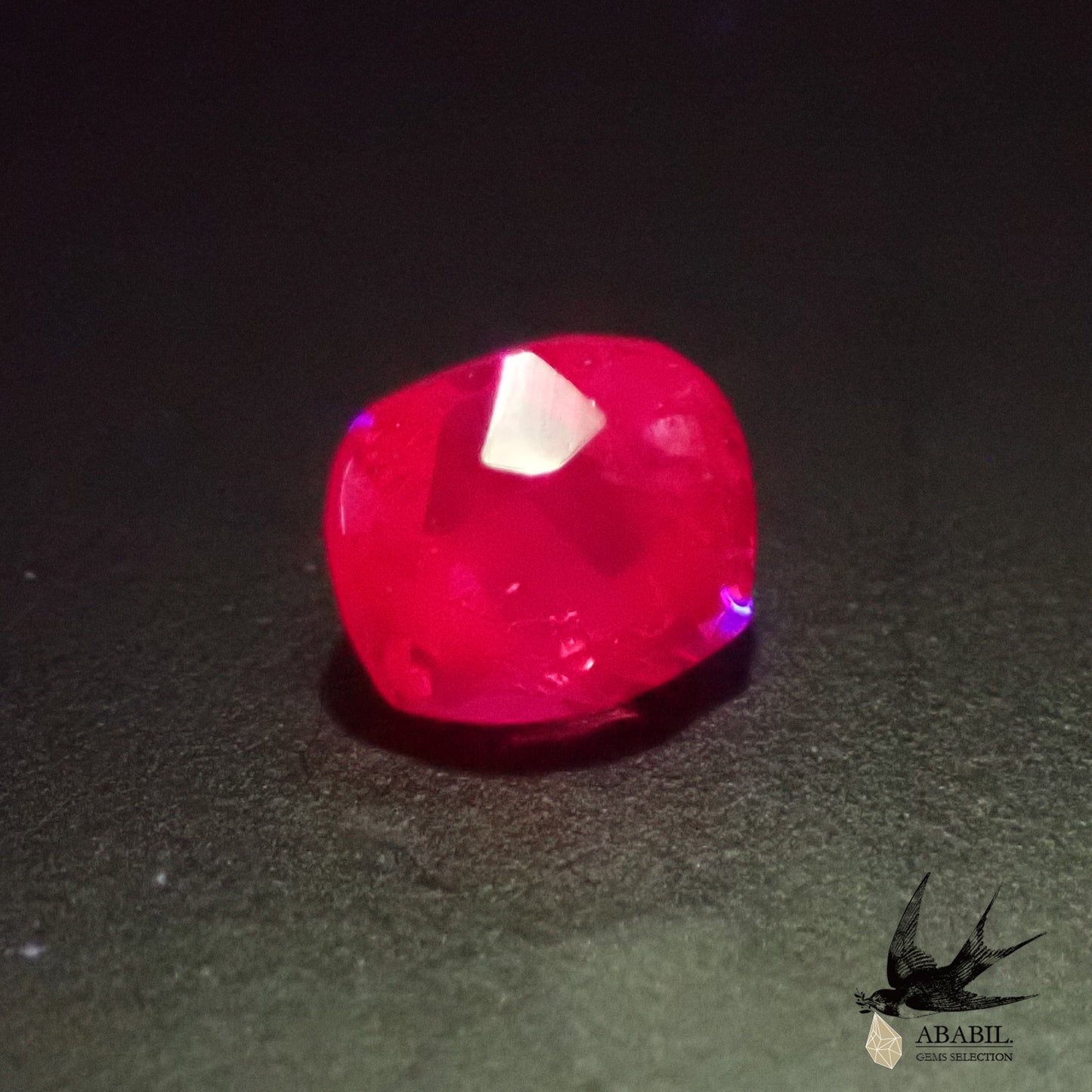 天然紅色尖晶石0.262ct【緬甸】專產華麗、熒光