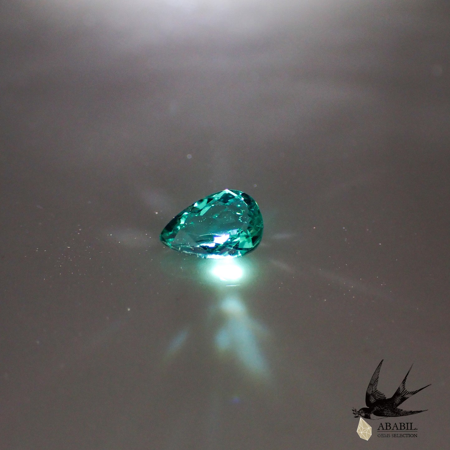 Natural emerald 0.425ct [Brazil] Brilliant green 