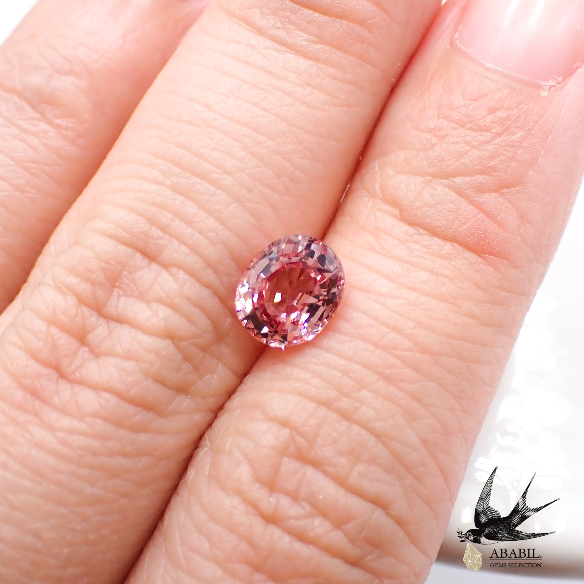 天然マラヤガーネット1.635ct【タンザニア】☆きらきら専門 天然マラヤガーネット1.635ct【タンザニア】☆きらきら専門