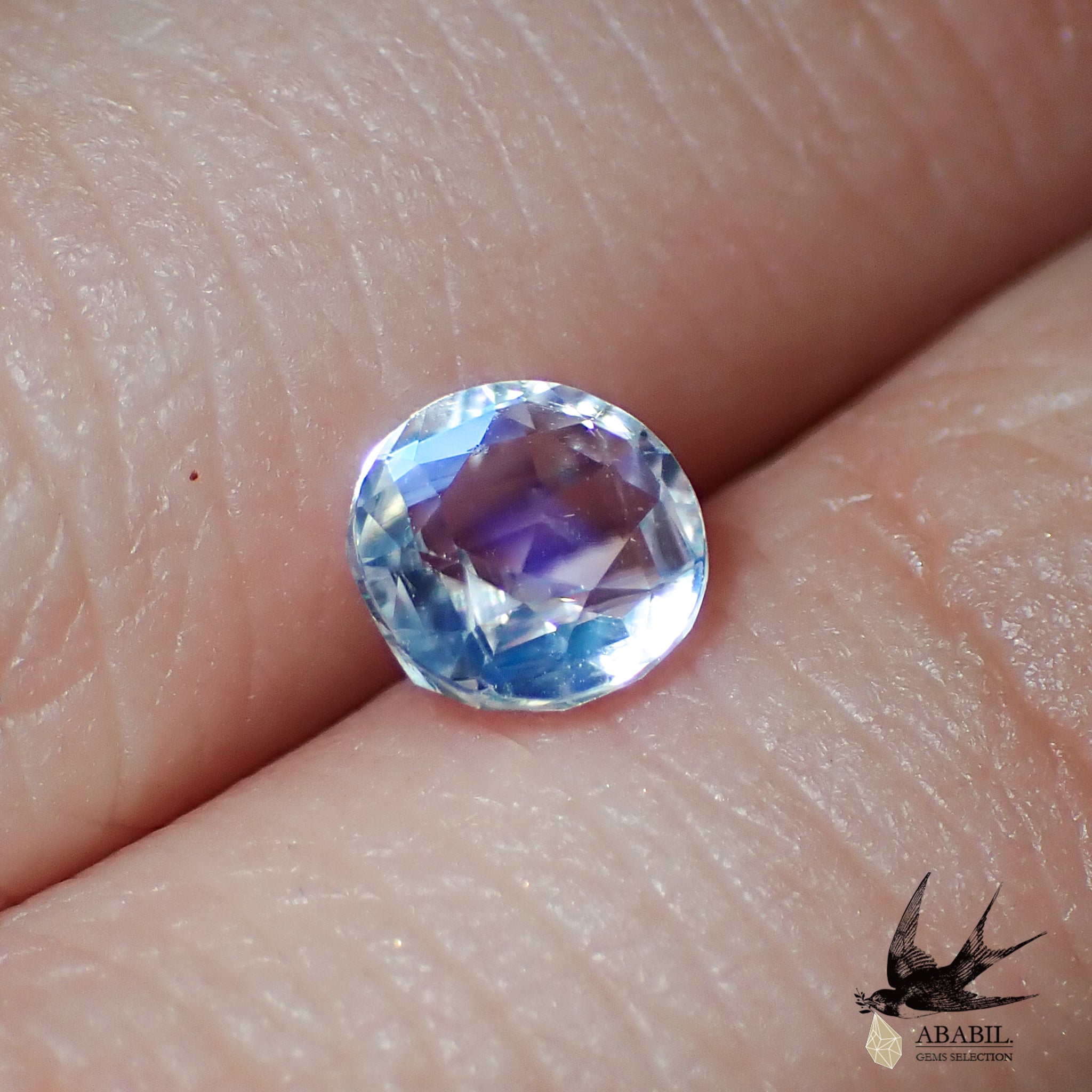 天然レインボームーンストーン0.68ct 【マダガスカル】アンデシン