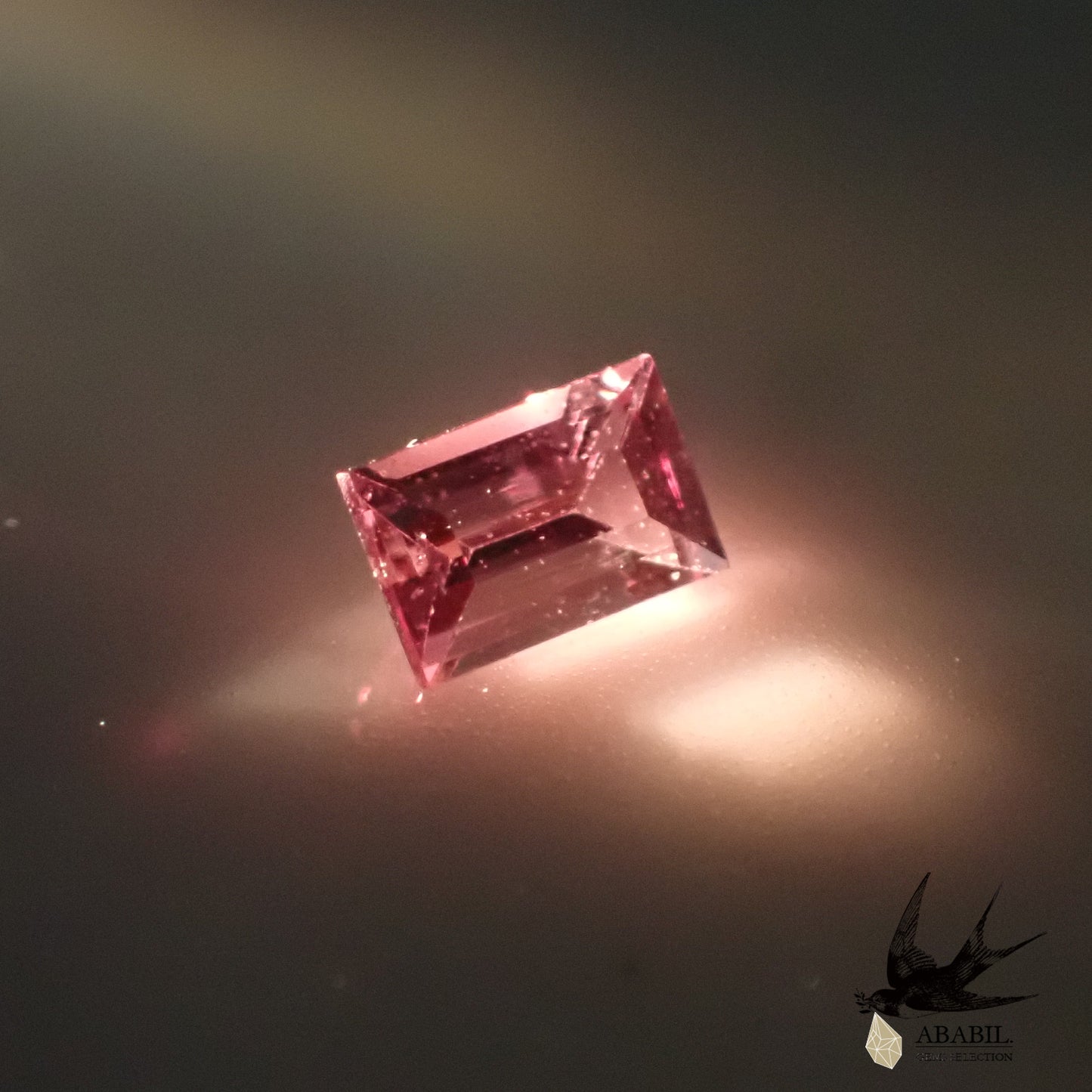Natural padparadscha sapphire 0.100ct [Sri Lanka] ★Glow specialty ★Fluorescence included 