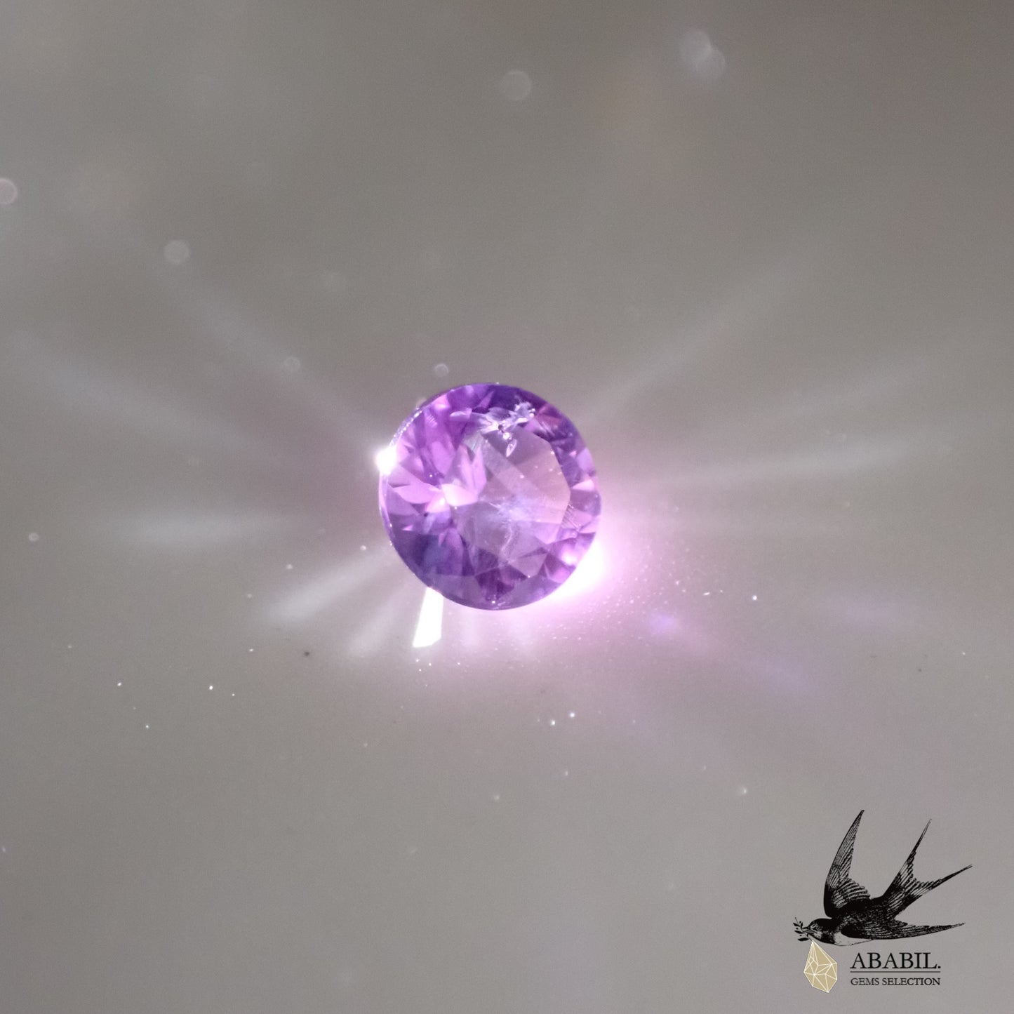 天然雙色藍寶石 0.117ct [坦桑尼亞] 星雲狀顏色熒光