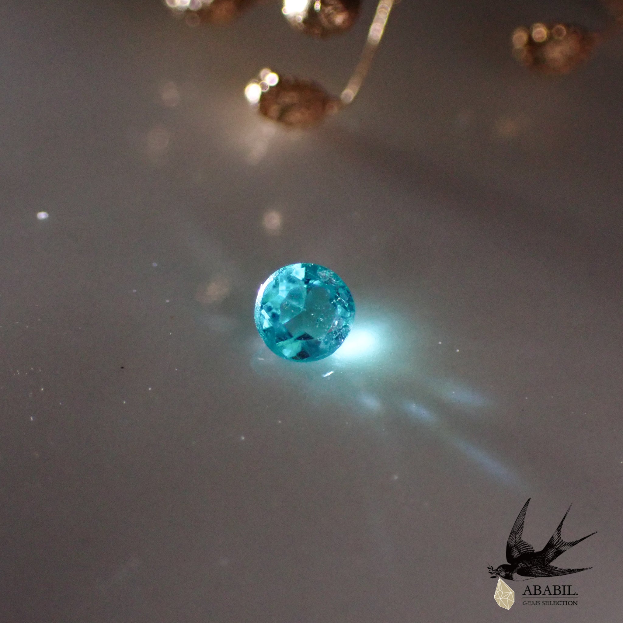 天然パライバトルマリン0.07ct【ブラジル】☆ネオンブルー、蛍光色