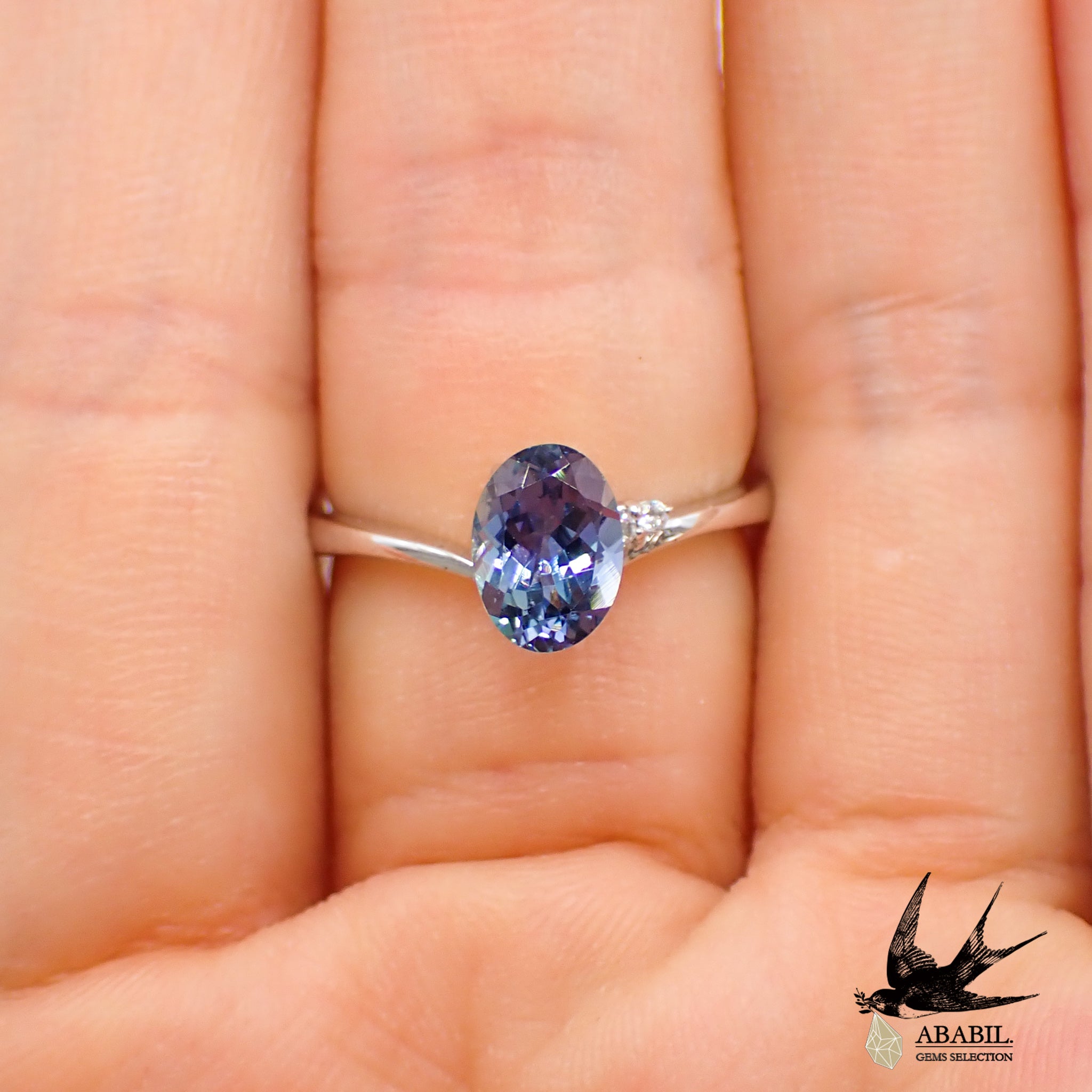 天然バイカラータンザナイト（ゾイサイト）1.045ct【タンザニア】☆多