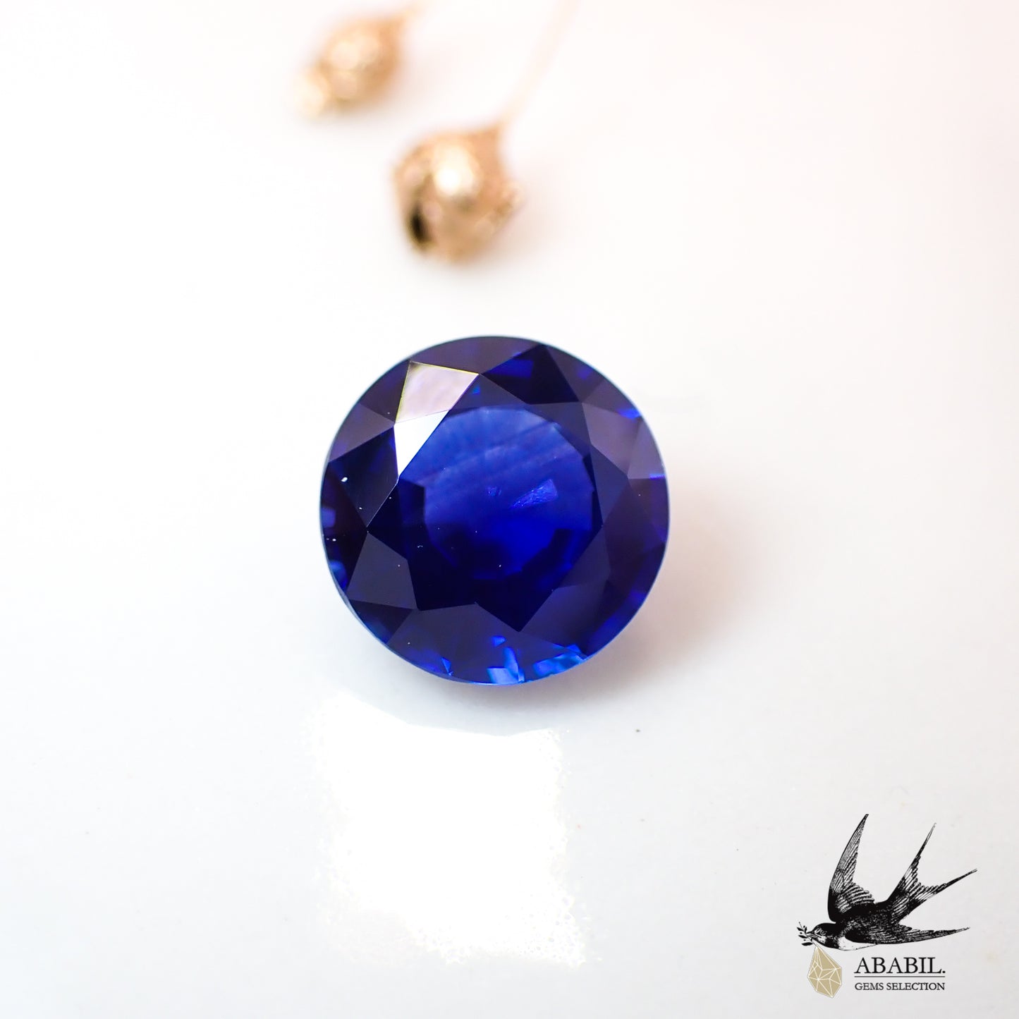 Natural unheated royal blue sapphire 0.93ct [Sri Lanka] ★AIGS certification★ 