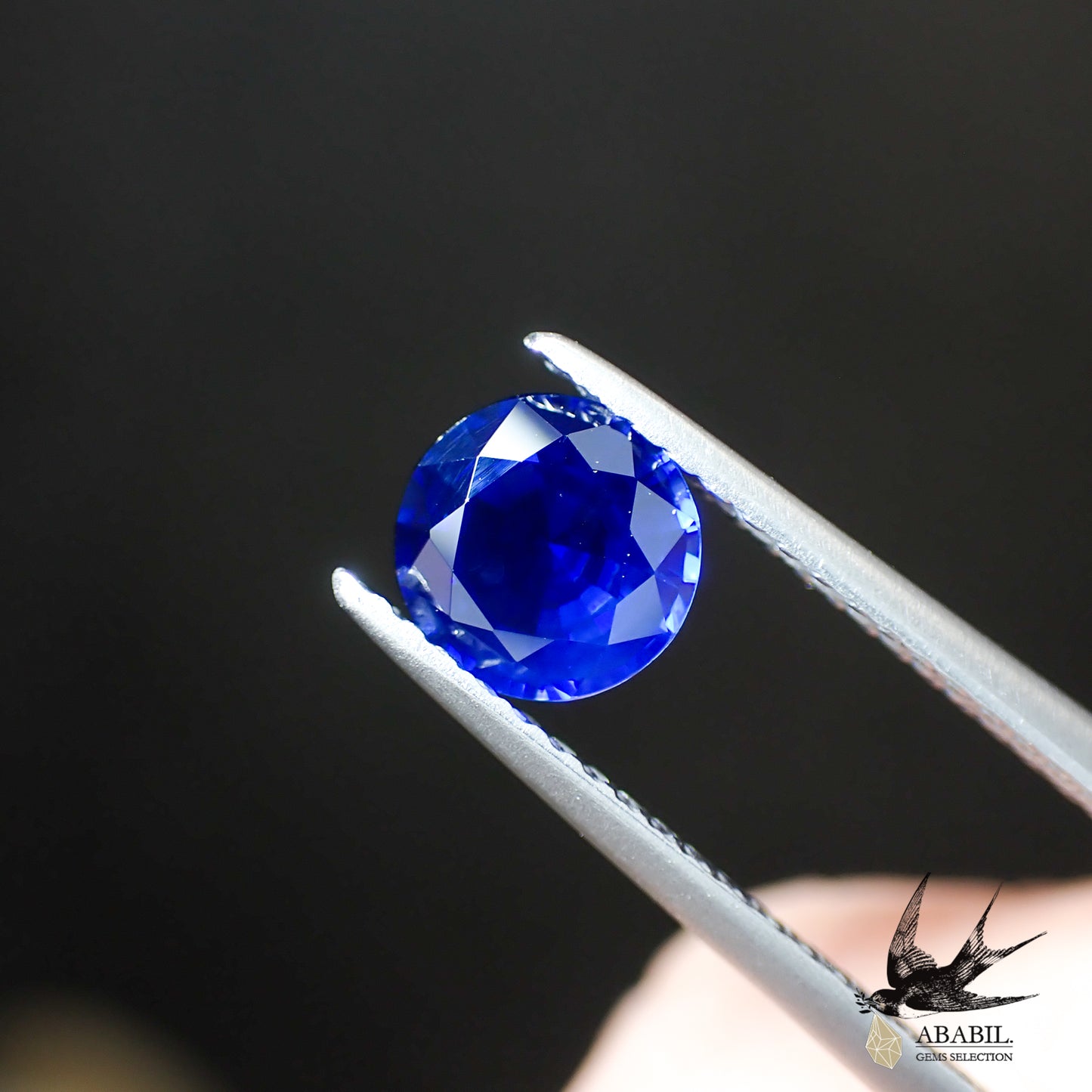 Natural unheated royal blue sapphire 0.93ct [Sri Lanka] ★AIGS certification★ 