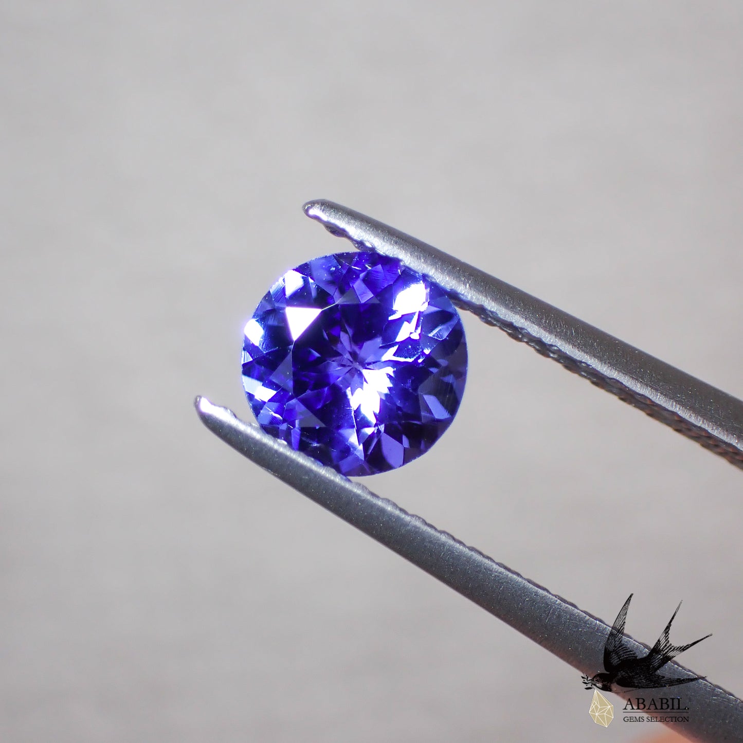 Natural tanzanite 0.757ct [Tanzania] ★Dark high quality ★Discoloration gem★ 