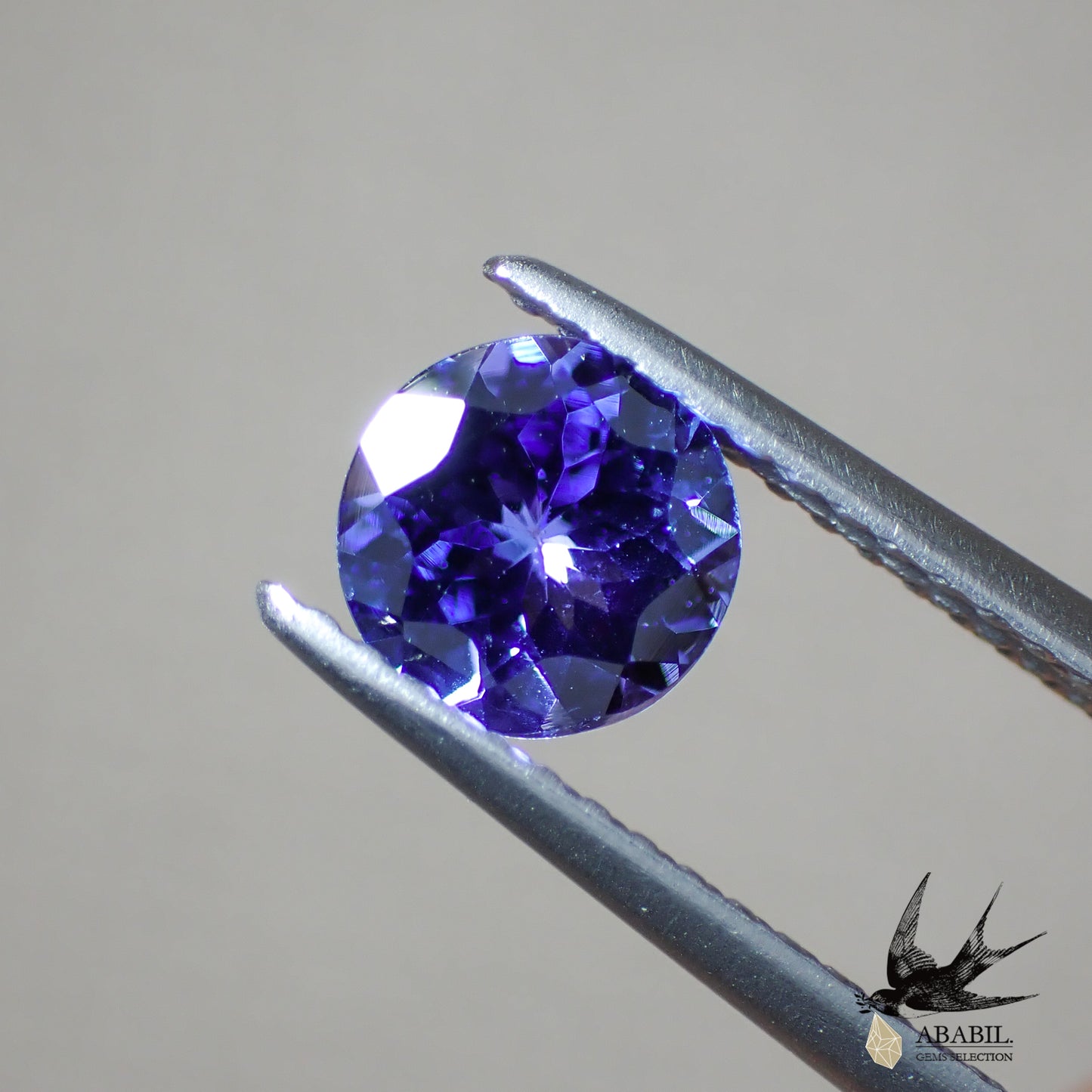 Natural tanzanite 0.759ct [Tanzania] ★Dark high quality ★Discoloration gem★ 